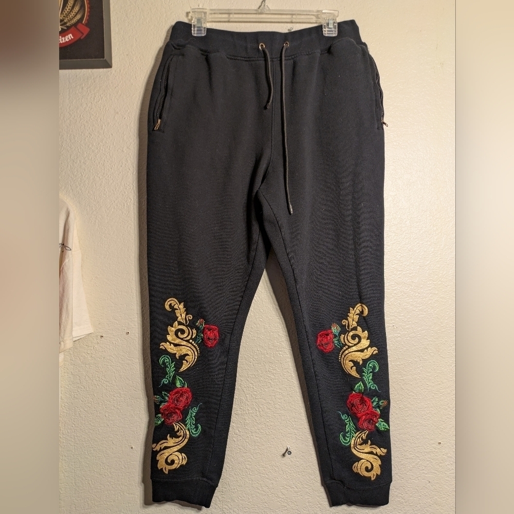 krisp Size Large Women's Black Joggers with Floral Embroidery Pre-owned - Picture 2 of 7